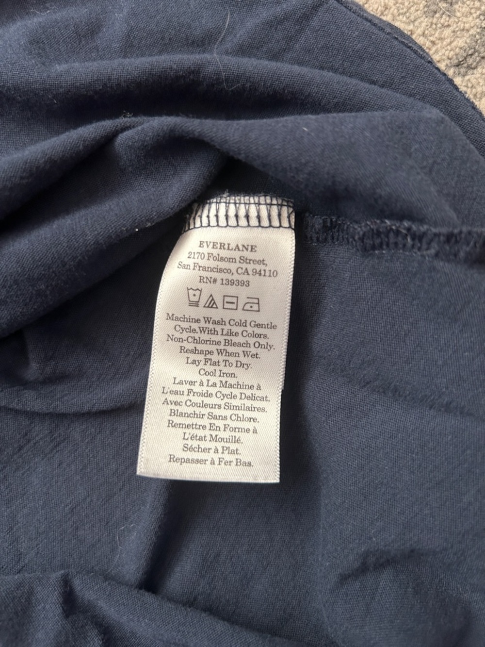 Everlane Crew Neck T-Shirt in Navy - Picture 5 of 5